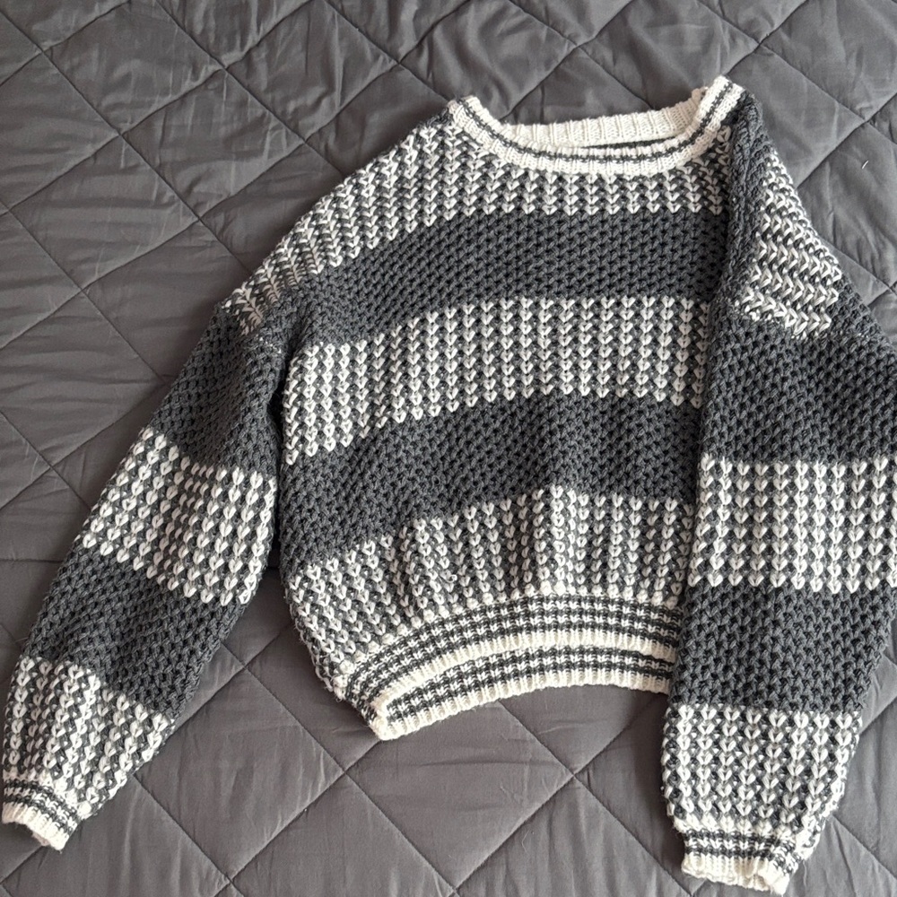 *Striped Knit Sweater in Gray and White